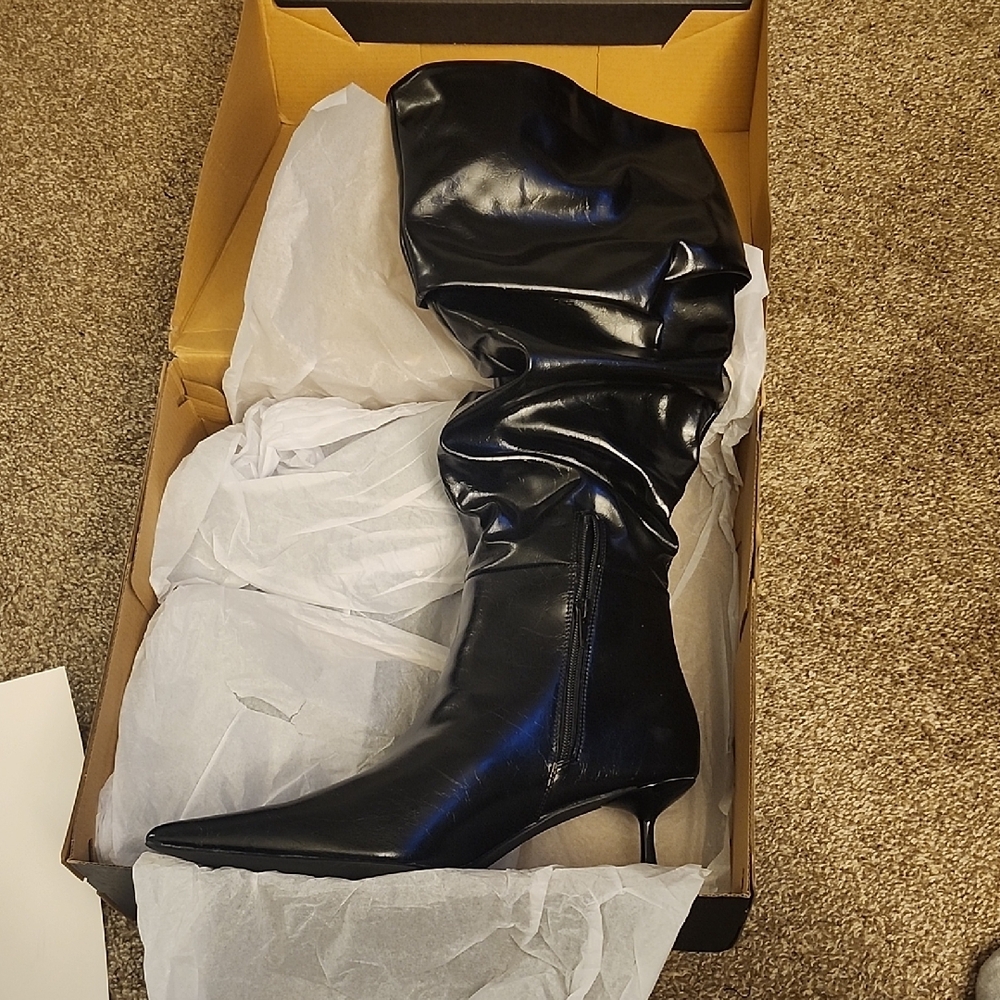 Brand New In The Box Black Stiletto Heeled Boots for Women